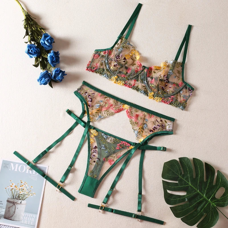 Echonight Lingerie Sensual Lace Underwear Transparent Embroidery 3-Piece Garters Fancy Beautiful Short Skin Care Kits Intimate